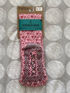 NWT Toesox Scrunch Knee High Half Toe Grip Socks Hugs + Kisses Sz Small